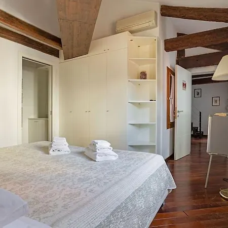Lejlighed Rialto View Aparment