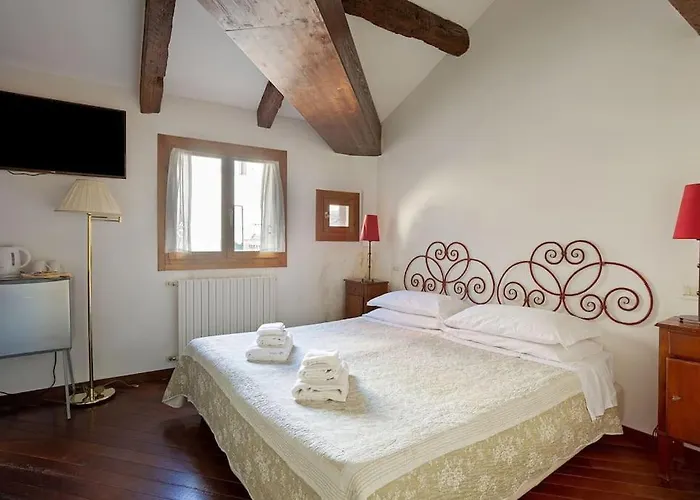 Rialto View Aparment