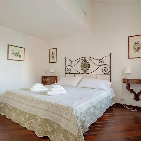 Rialto View Aparment * Benátky