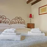 Rialto View Aparment *