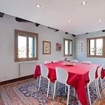 Rialto View Aparment